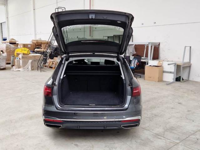 AUDI A4 usata, con Autoradio