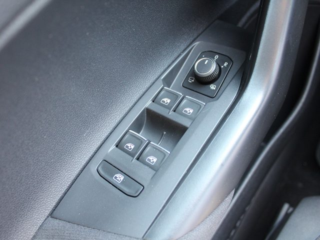 VOLKSWAGEN Polo usata, con Fari LED