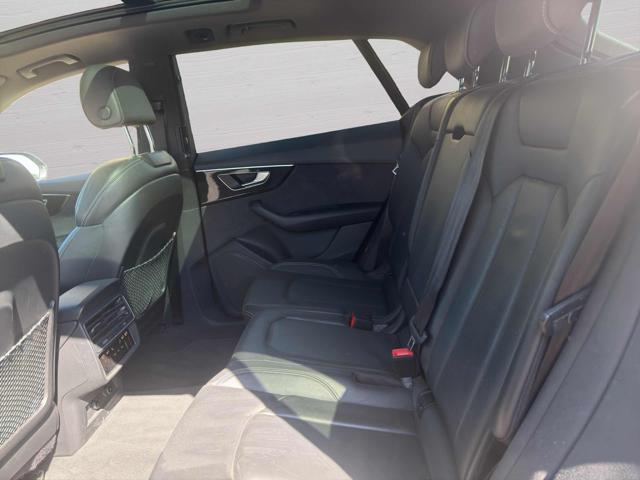 AUDI Q8 usata, con Controllo automatico clima