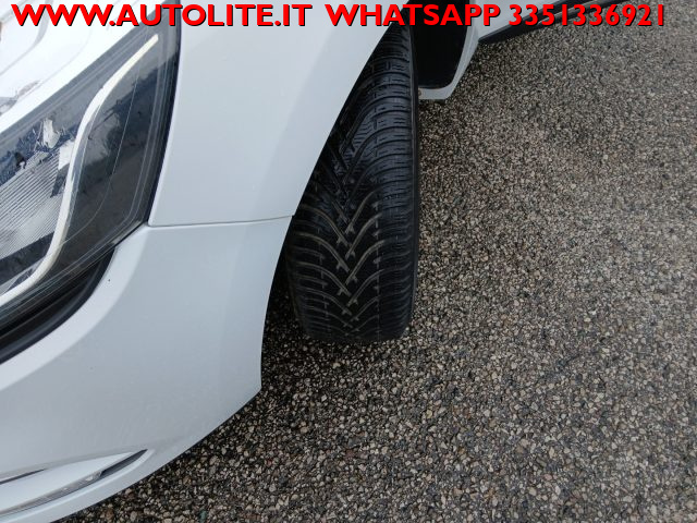 RENAULT Clio usata, con Specchietti laterali elettrici
