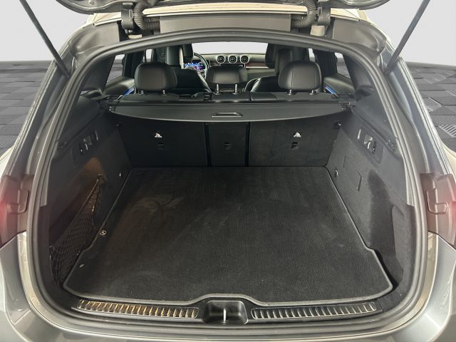 MERCEDES-BENZ GLC 220 usata 12