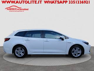 TOYOTA Corolla usata, con Autoradio