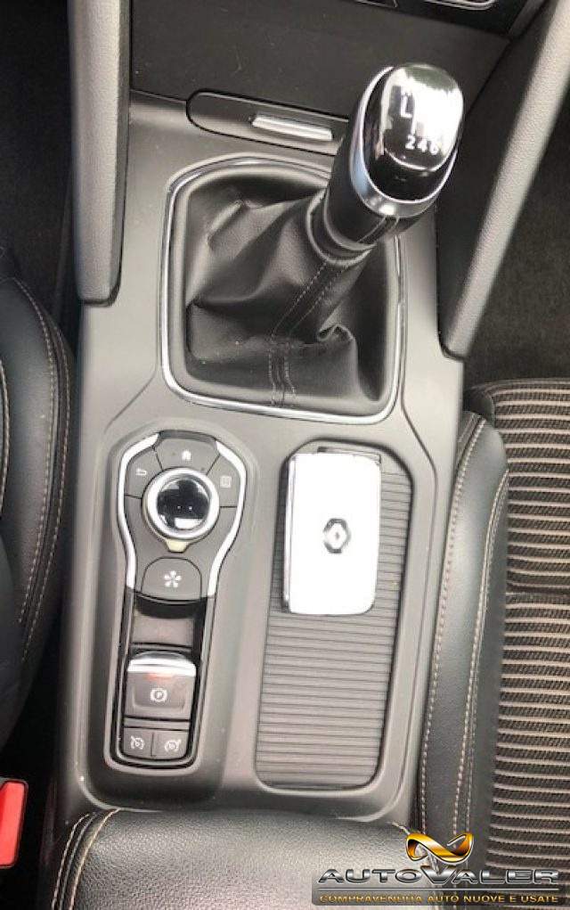 RENAULT Talisman usata, con Gancio traino