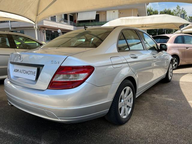 MERCEDES-BENZ C 220 usata, con Autoradio
