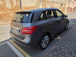 MERCEDES-BENZ B 180 usata, con Cerchi in lega