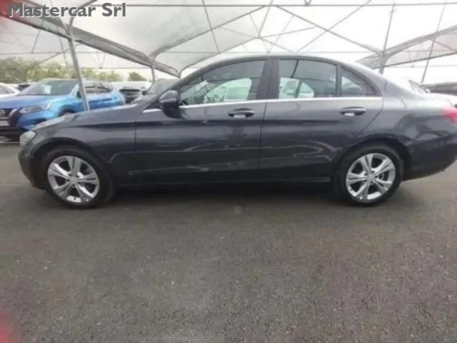 MERCEDES-BENZ C 200 usata, con Boardcomputer