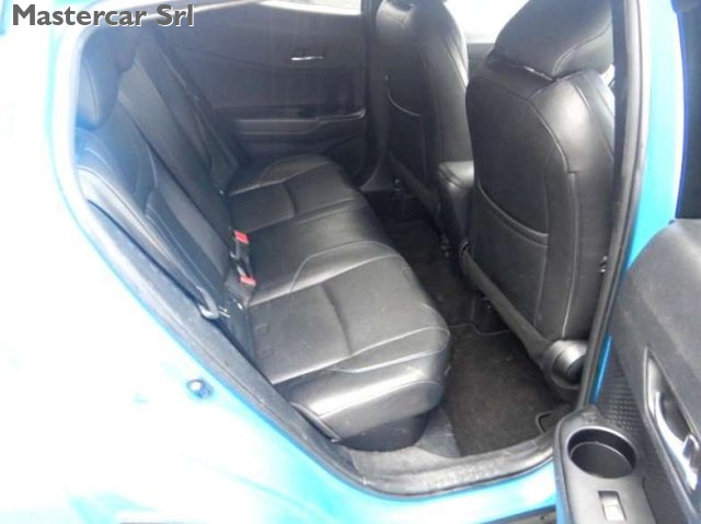 TOYOTA C-HR usata, con Climatizzatore