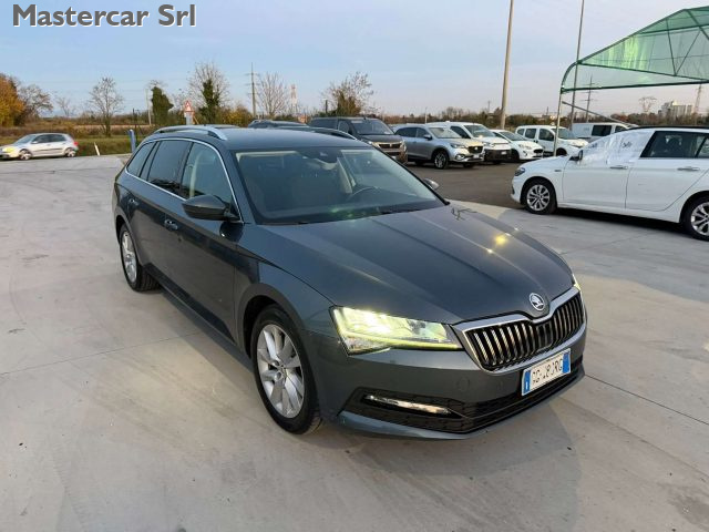 SKODA Superb usata, con Airbag laterali