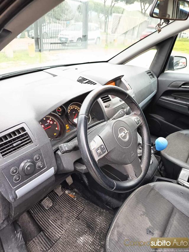 OPEL Zafira usata 19