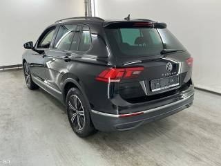 VOLKSWAGEN Tiguan usata, con Airbag laterali