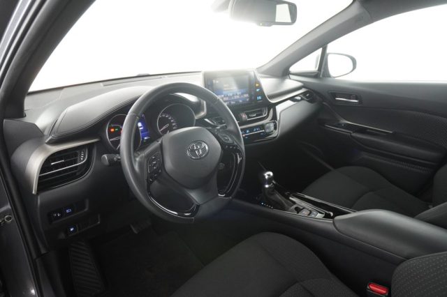 TOYOTA C-HR usata 1