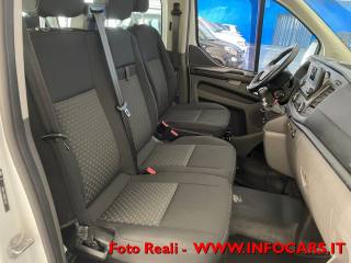 FORD Tourneo Custom usata 16