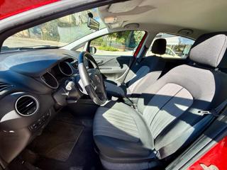 FIAT Punto usata, con Autoradio digitale