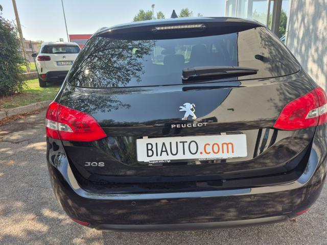 PEUGEOT 308 usata, con Autoradio