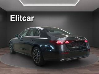 MERCEDES-BENZ E 220 usata, con Cerchi in lega