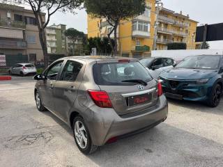 TOYOTA Yaris usata, con Alzacristalli elettrici