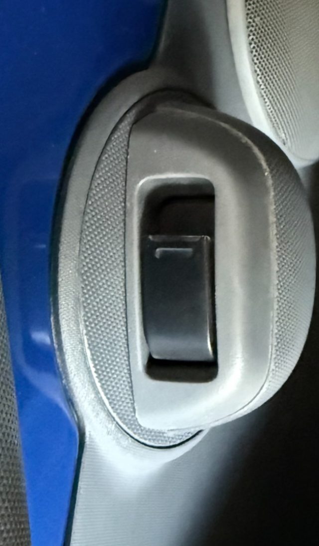 TOYOTA Aygo usata 18