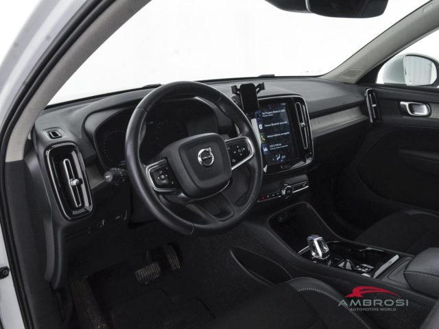 VOLVO XC40 usata 7