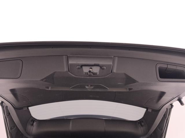 PEUGEOT 3008 usata, con Autoradio digitale