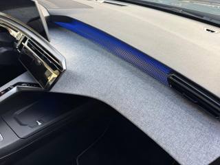 PEUGEOT 3008 usata, con Regolazione elettrica sedili