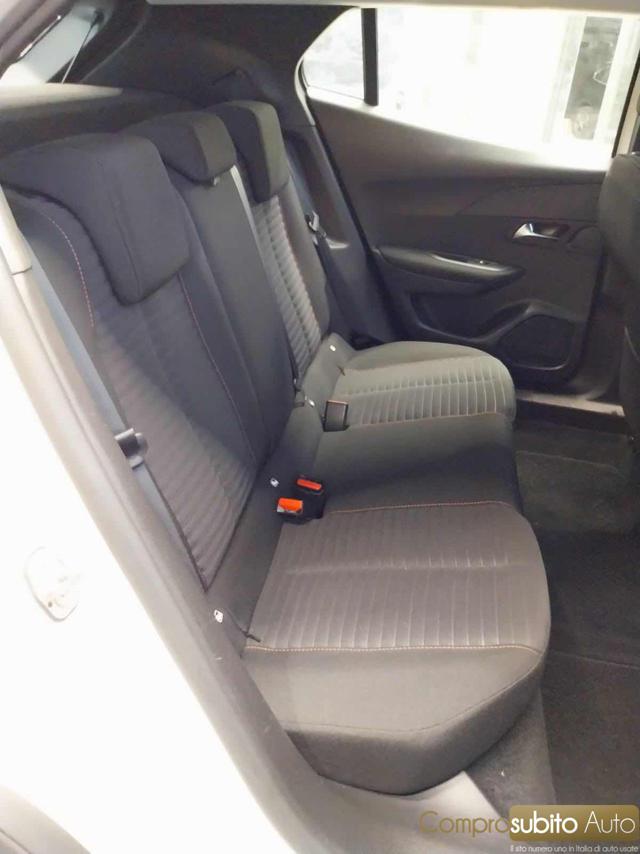 PEUGEOT 2008 usata, con Park Distance Control