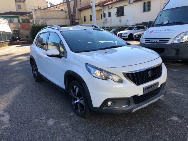 PEUGEOT 2008 usata, con Airbag