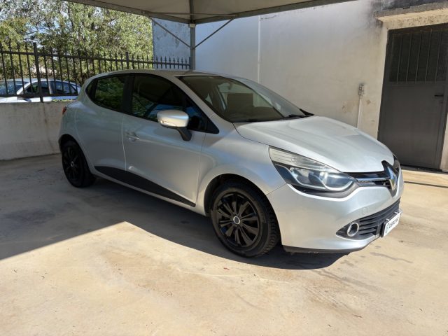 RENAULT Clio usata, con Airbag laterali