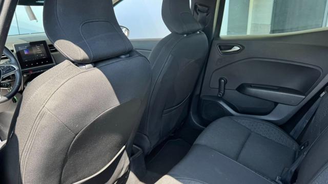 RENAULT Clio usata, con Volante in pelle