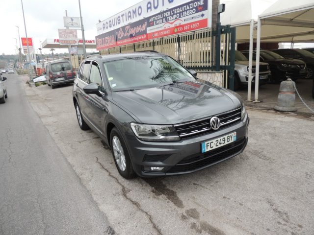 VOLKSWAGEN Tiguan usata, con Airbag laterali