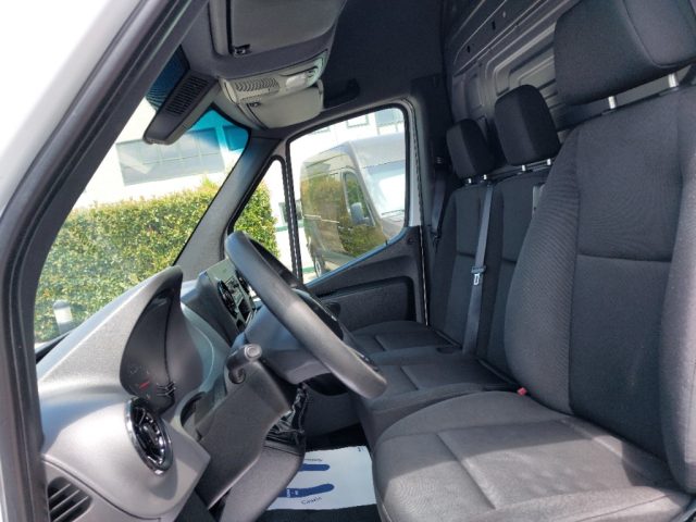 MERCEDES-BENZ Sprinter usata, con USB