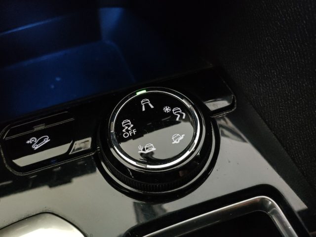 PEUGEOT 5008 usata, con Sensore di pioggia