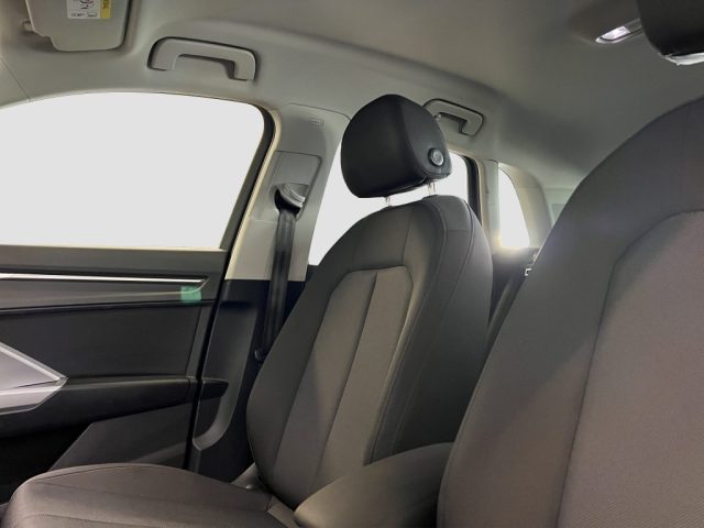 AUDI Q3 usata 10