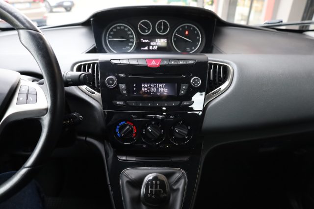 LANCIA Ypsilon usata 34