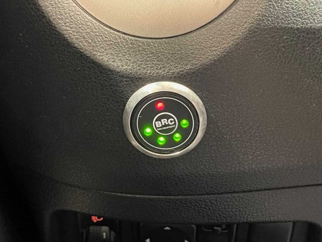 NISSAN Juke usata 21