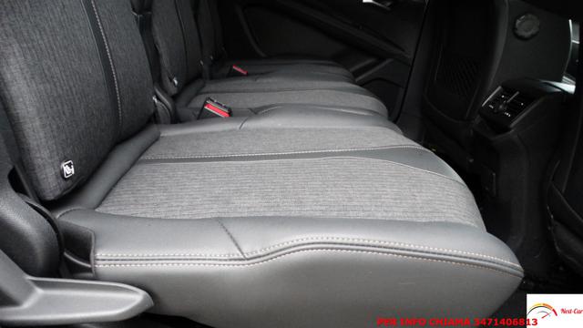 PEUGEOT 5008 usata 137