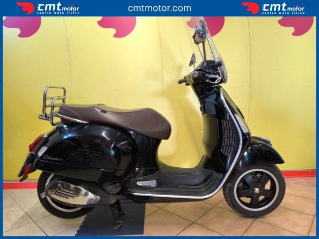 VESPA GTS 300 usata 0