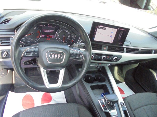 AUDI A4 usata, con Sensori di parcheggio posteriori