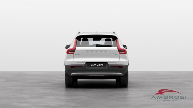 VOLVO XC40 usata 5
