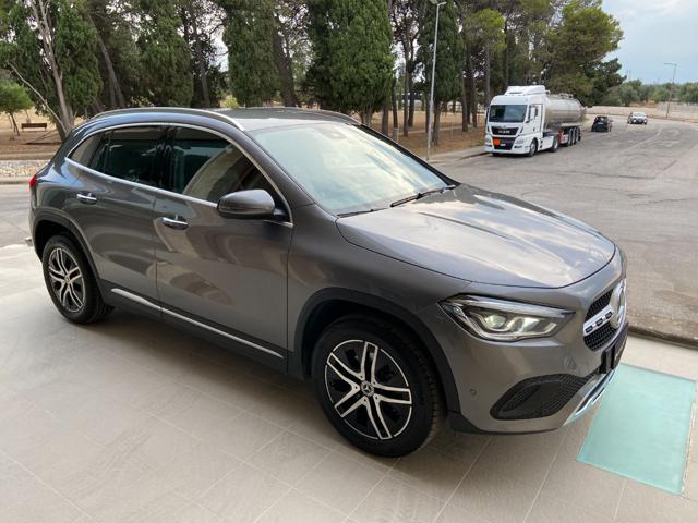 MERCEDES-BENZ GLA 200 usata, con Airbag laterali