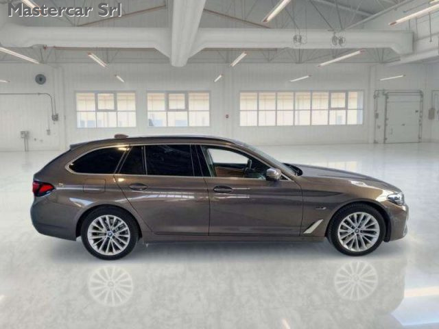 BMW 530 usata, con Autoradio