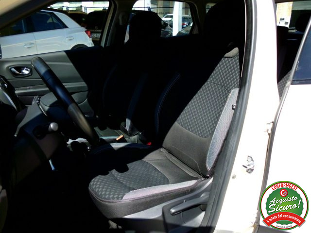 RENAULT Captur usata, con Controllo automatico clima