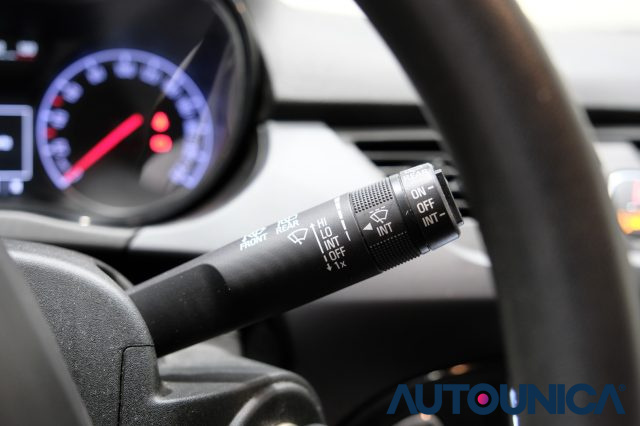 OPEL Corsa usata, con Fari LED