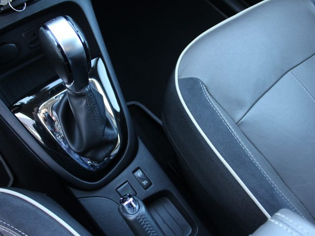 RENAULT Captur usata, con Bracciolo