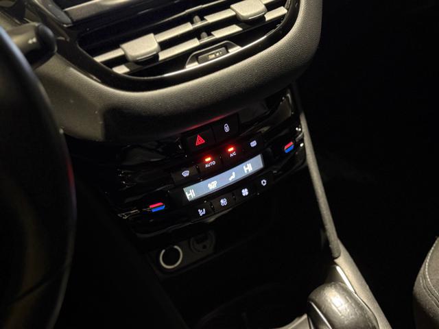 PEUGEOT 208 usata, con Chiusura centralizzata telecomandata
