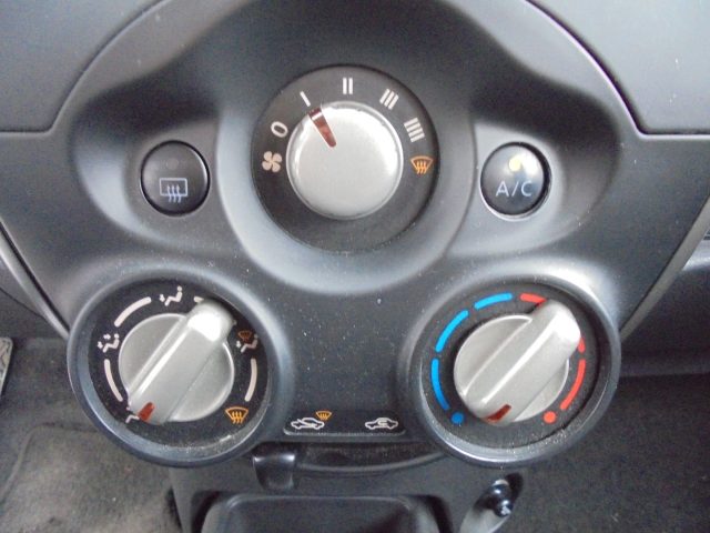 NISSAN Micra usata 23