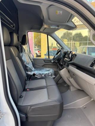 VOLKSWAGEN Crafter usata, con Servosterzo
