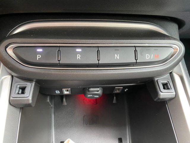 JEEP Avenger usata, con Luci diurne LED
