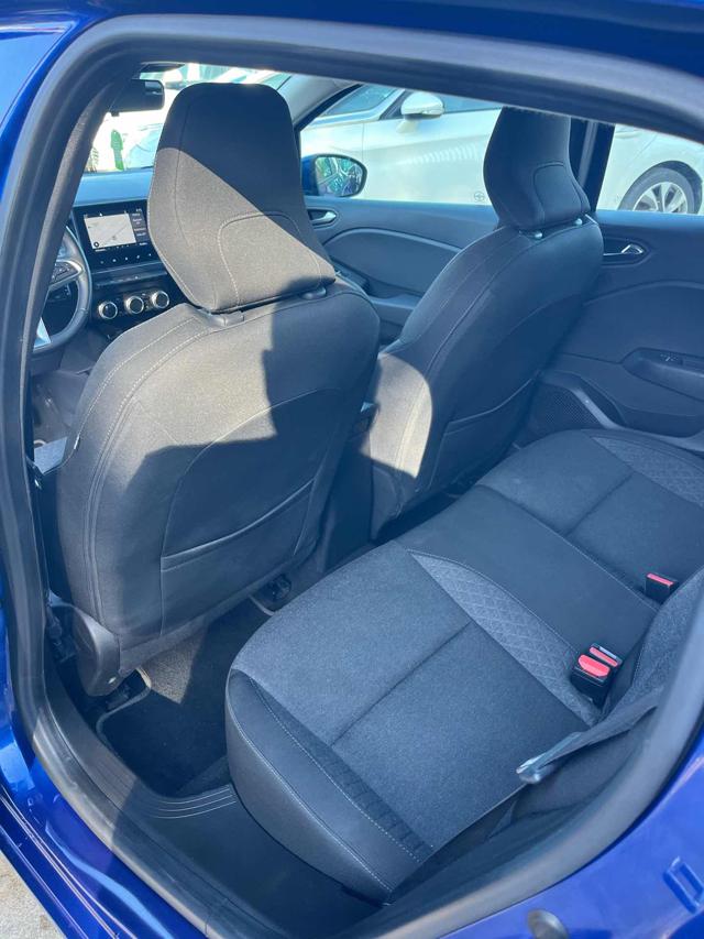 RENAULT Clio usata, con Park Distance Control
