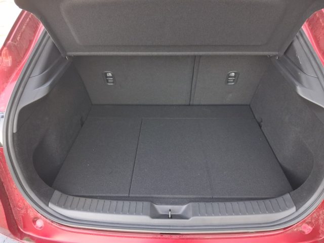 MAZDA CX-30 usata, con USB