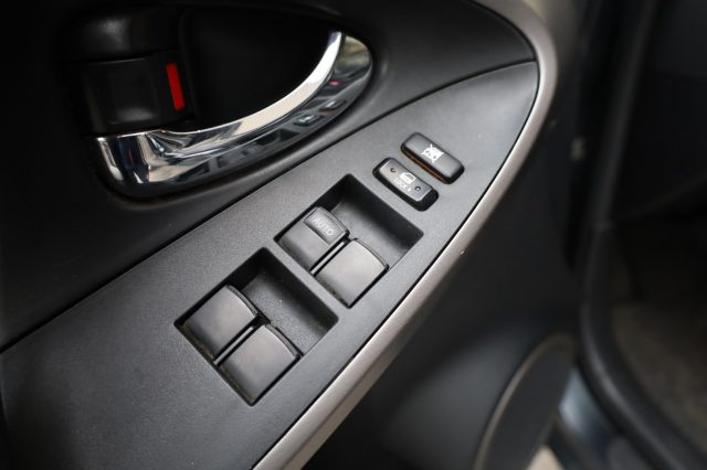 TOYOTA RAV 4 usata, con Pacchetto sportivo